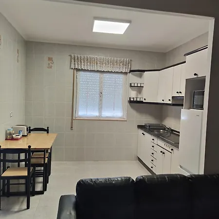 Vivienda Uso Turistico Nogales 아파트 *